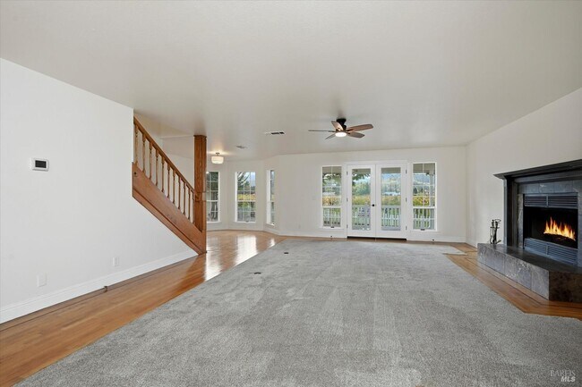 Building Photo - 1395 Grove Ct