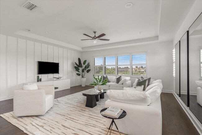 Building Photo - 17511 Cadena Dr