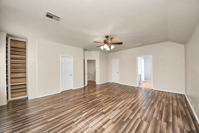 Building Photo - 2038 Eddlewood Ct