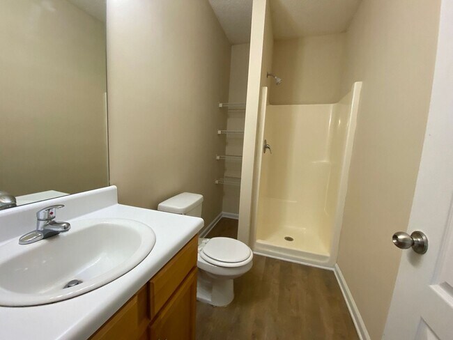 Building Photo - BRIDGEWATER HOME! PRE-LEASING FOR AUGUST 1 2026!