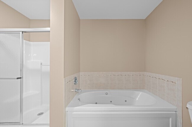 Building Photo - 100 Bokelman St