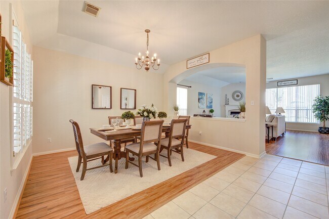 Building Photo - 22514 Jutewood Ln
