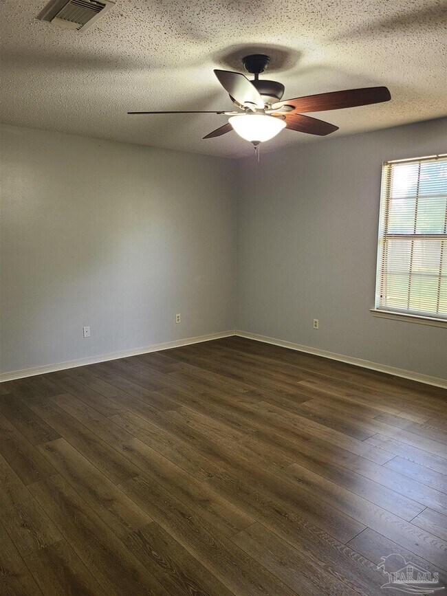 Building Photo - 9024 Caribbean Dr