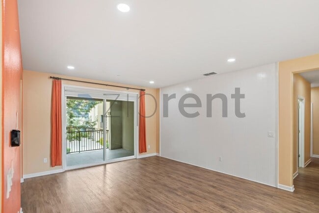 Building Photo - 1210 Coyote Creek Way