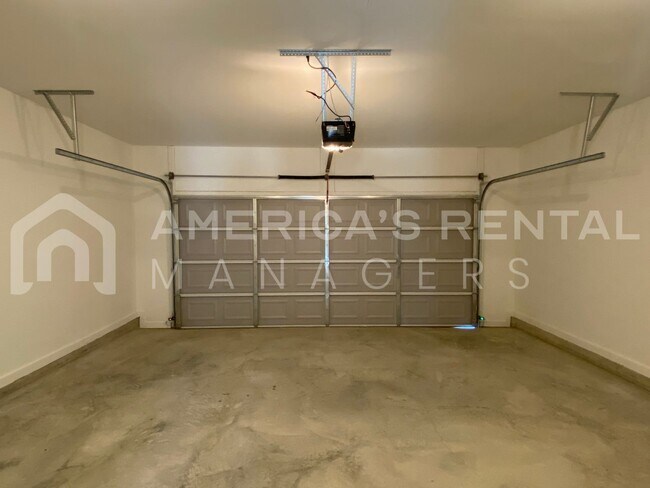 Building Photo - MOVE IN SPECIAL!!! - Home for Rent in Jasper, AL!!! Available to View Now!!! - Sign a lease by 5/...