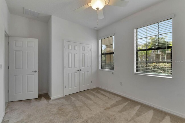 Building Photo - 2311 Victoria Dr