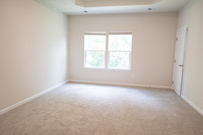 Building Photo - 222 Tern Ct