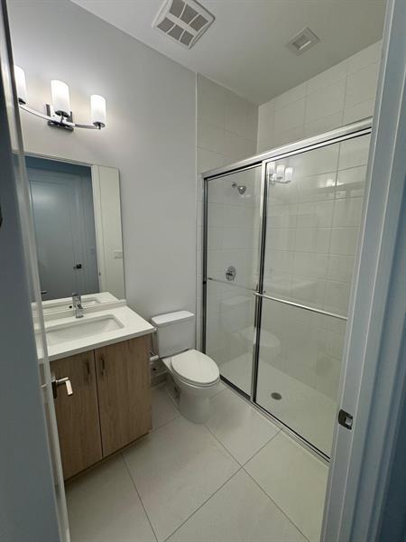 Building Photo - 9421 Tulip Leaf Ct