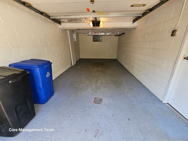 Building Photo - Amazing 3 Bedroom house Located in Lawrenceville!