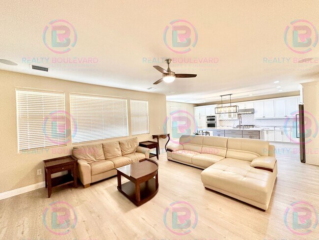 Building Photo - 1767 Fairway Hills Trail