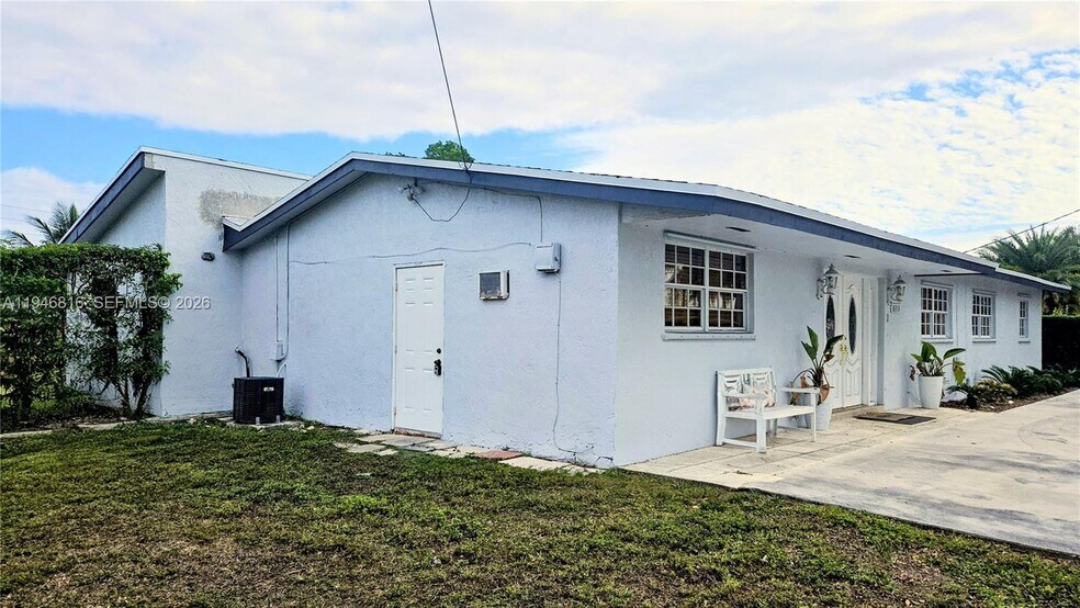 Building Photo - 10351 SW 49th St