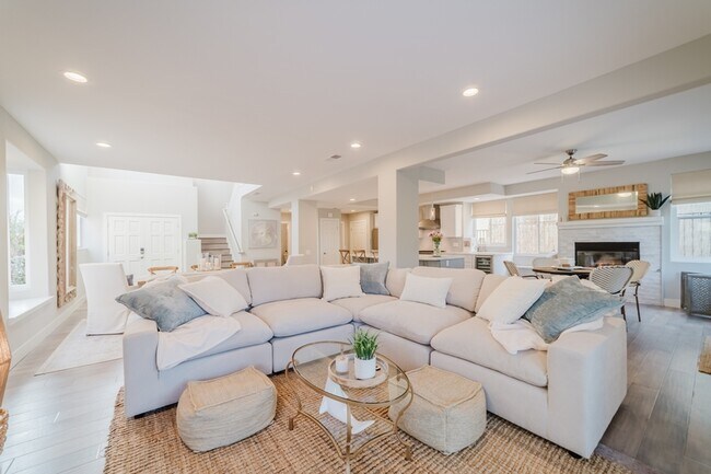 Building Photo - 7528 Navigator Cir