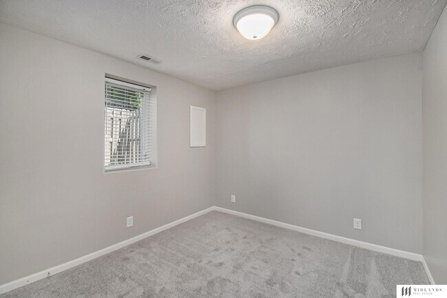 Building Photo - 4219 N 171st Ave