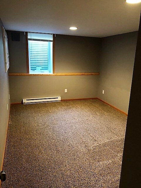 Building Photo - 6157 Elm St