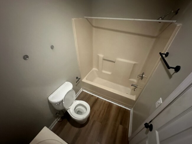 Building Photo - 3241 Enka Hwy