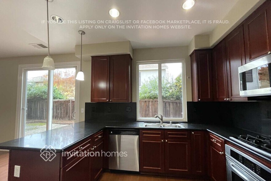 Building Photo - 3938 Hidden Grove Ln