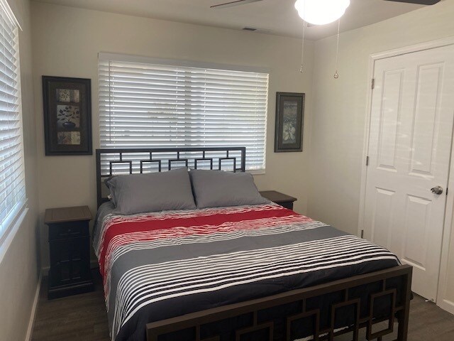 first bedroom - 6044 E Highway 20