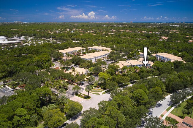 Building Photo - 1108 Myrtlewood Cir E