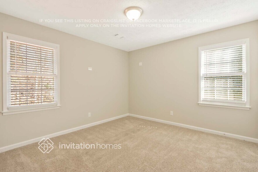 Building Photo - 3775 Rivaridge Dr