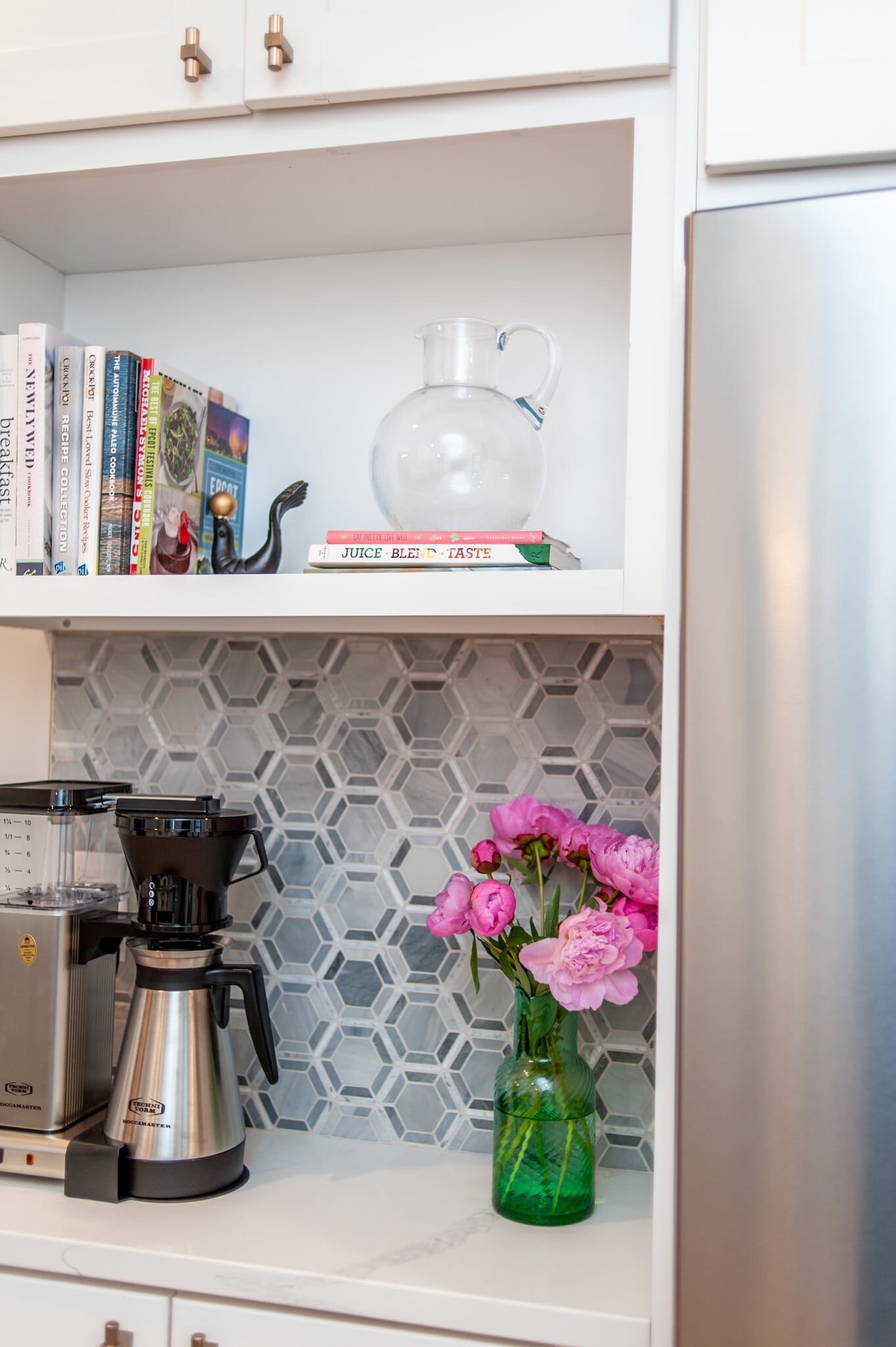 accent backsplash coffee bar. - 229 Summit Ave