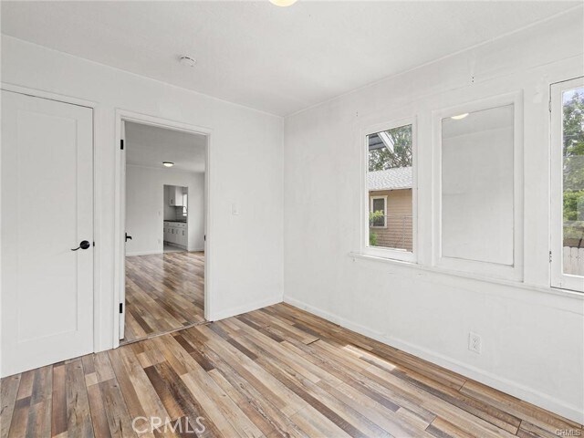 Building Photo - 759 N Loma Vista Dr