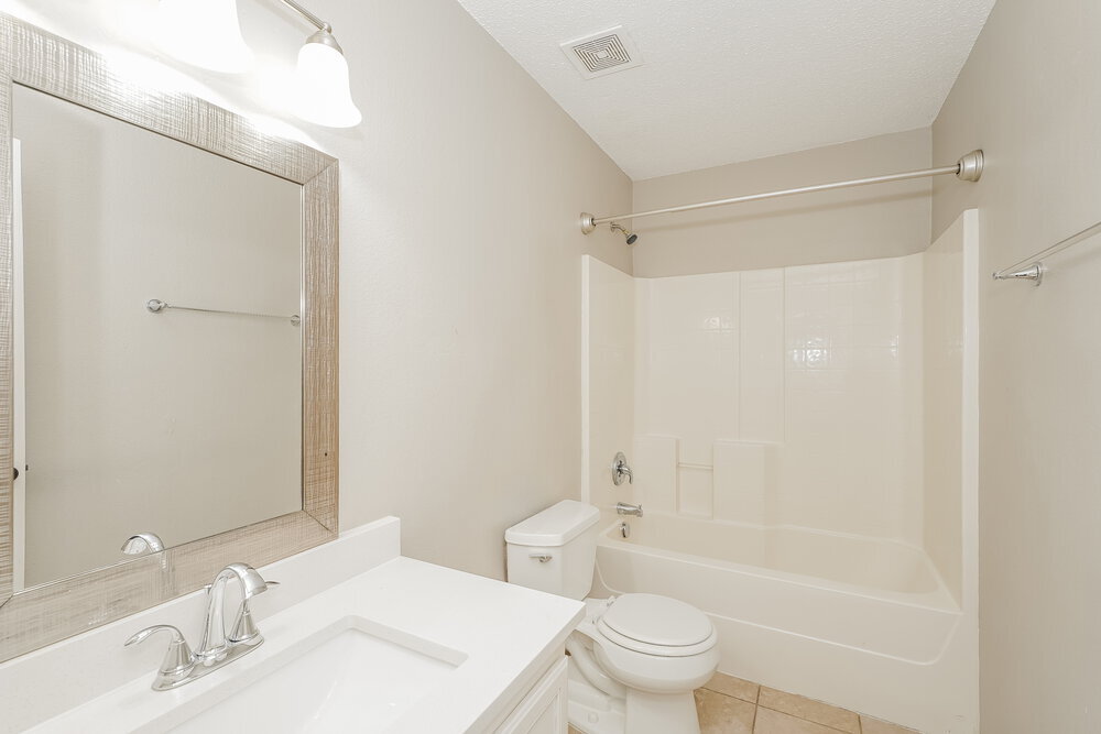 Building Photo - 1808 Lariat Dr