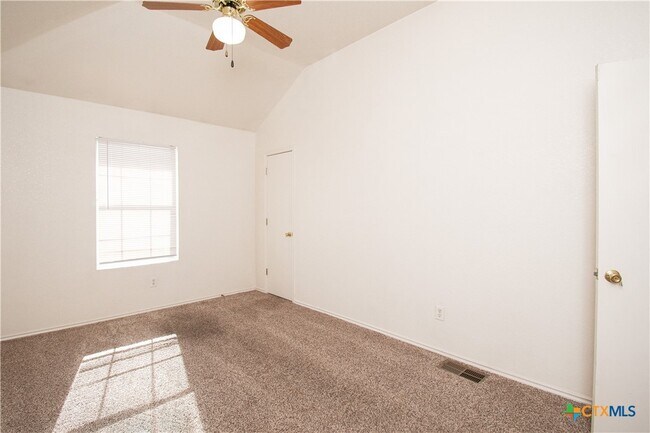 Building Photo - 4003 Pilgram Dr