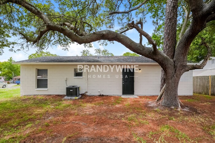 Building Photo - 11704 127th Ave N