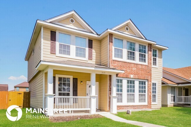 Building Photo - 5671 Midcrown Dr