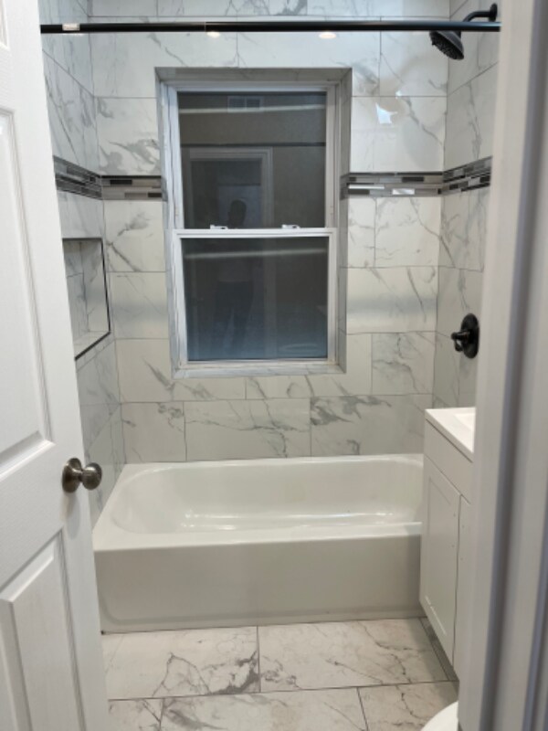 Building Photo - 3342 W Douglas Blvd