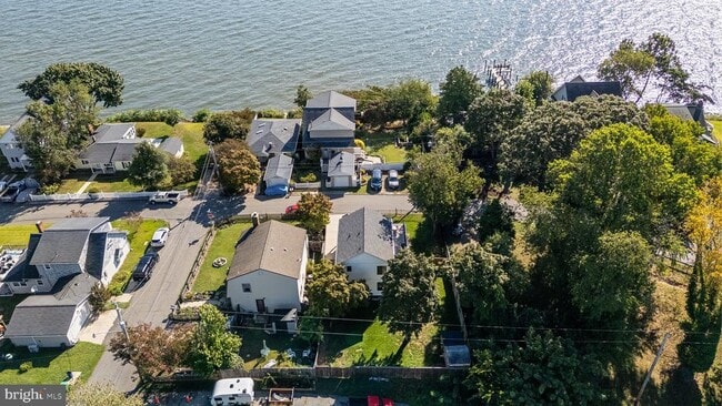 Building Photo - 84 S Chesapeake Ave