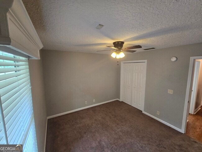 Building Photo - 207 Lake Jordan Blvd W