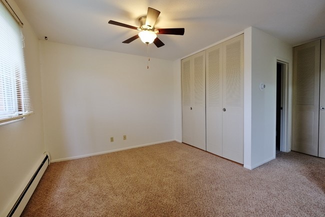 Royal Park Apartments Saint Louis Park, MN Apartment