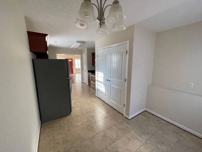 Building Photo - 55 Embecca Landing