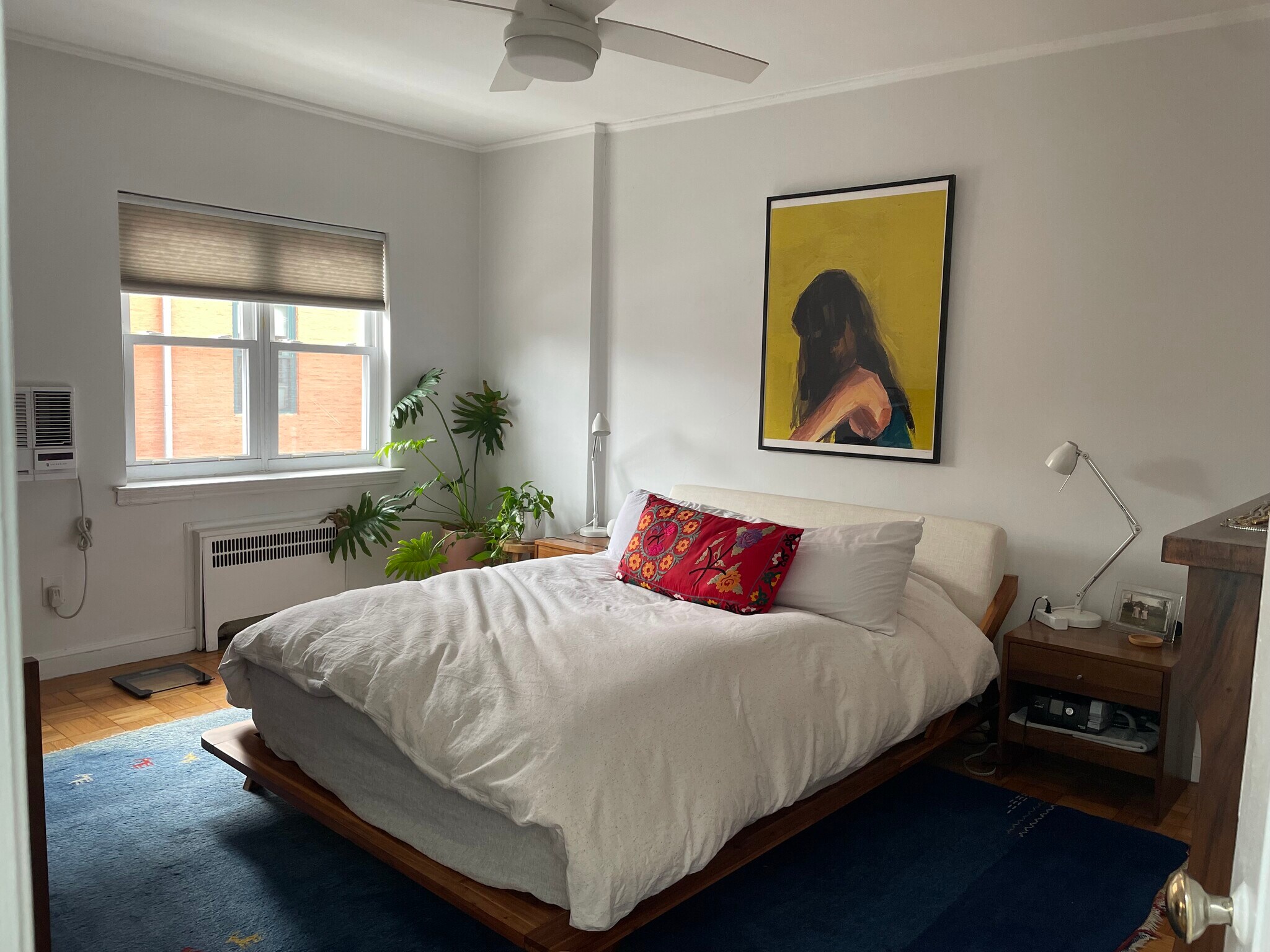 Building Photo - 3446 Corlear Ave