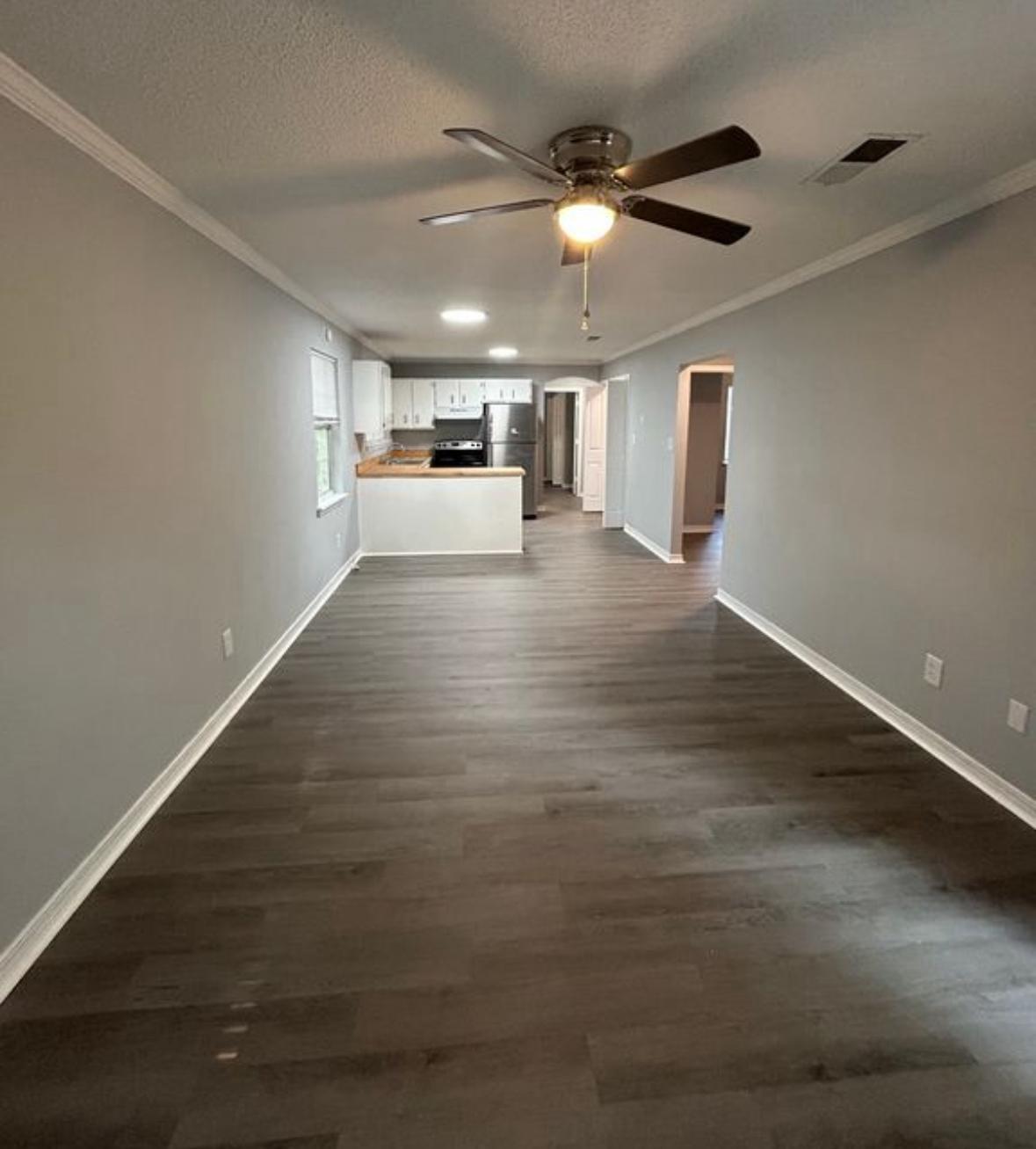 Building Photo - 2006 Ducayet St