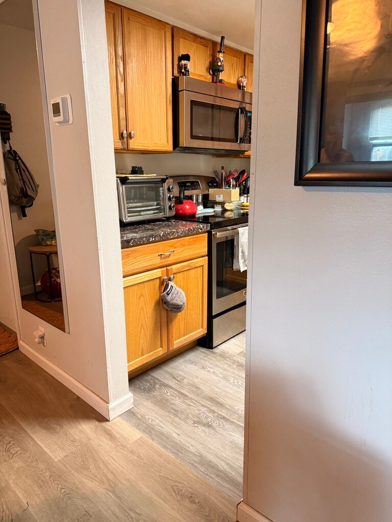 Kitchen - 40 Sheoah Blvd