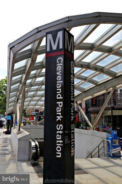 Building Photo - 2711 Ordway St NW