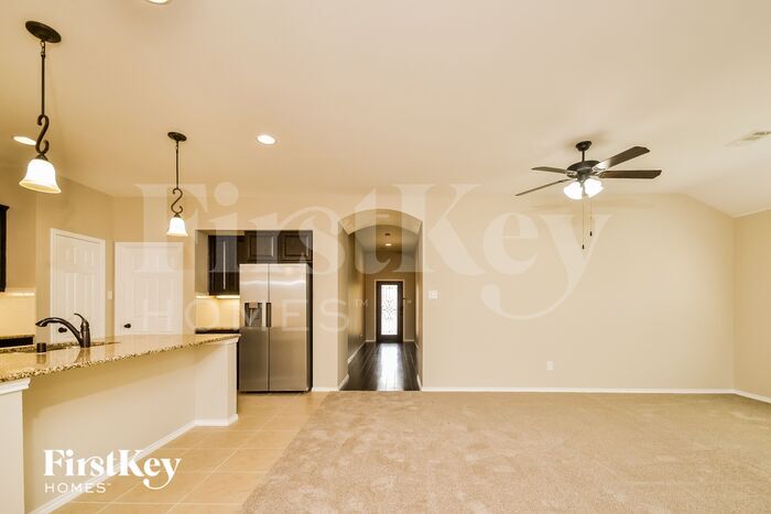 Building Photo - 1525 Zebra Finch Dr