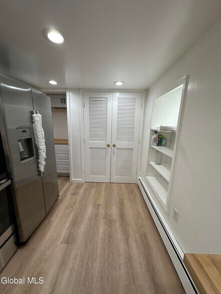 Building Photo - 27 McElwain Ave