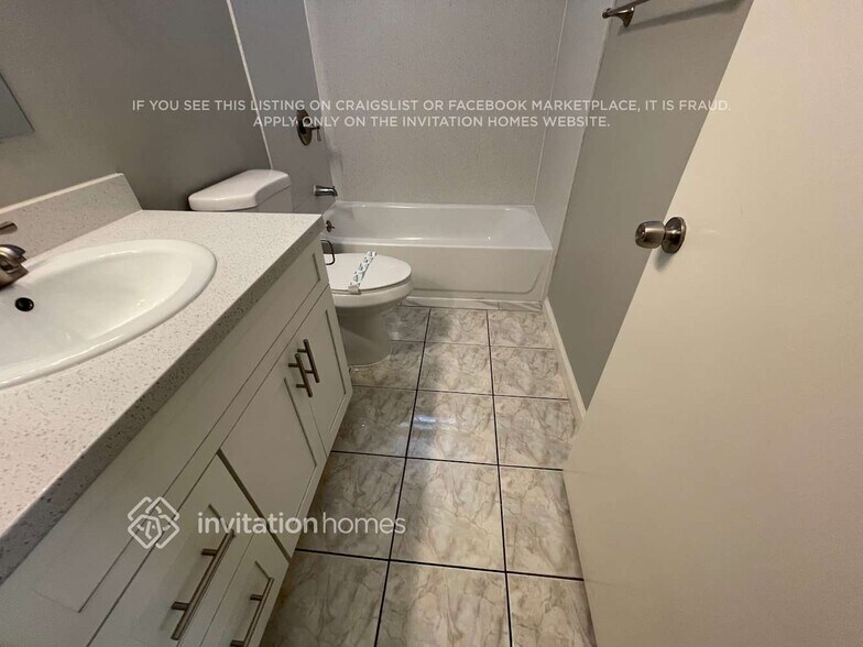 Building Photo - 724 Sandy Brook Ct