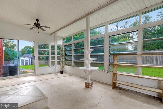 Building Photo - 7623 Arlen St