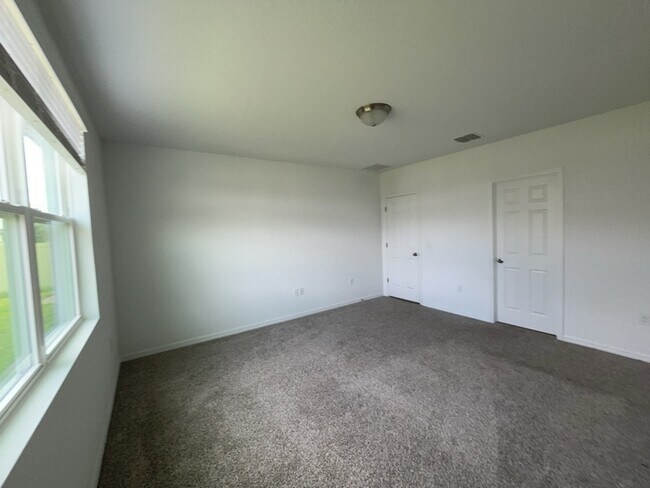 Building Photo - 4917 Kaia Ave