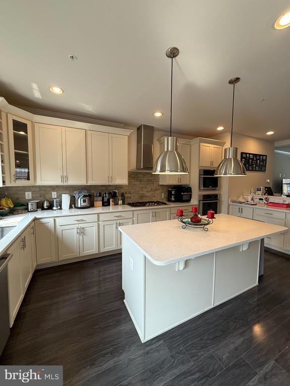 Building Photo - 189 Green Poplar Loop