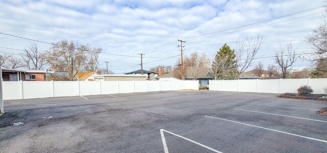 Building Photo - Bountiful City Office Space or residential