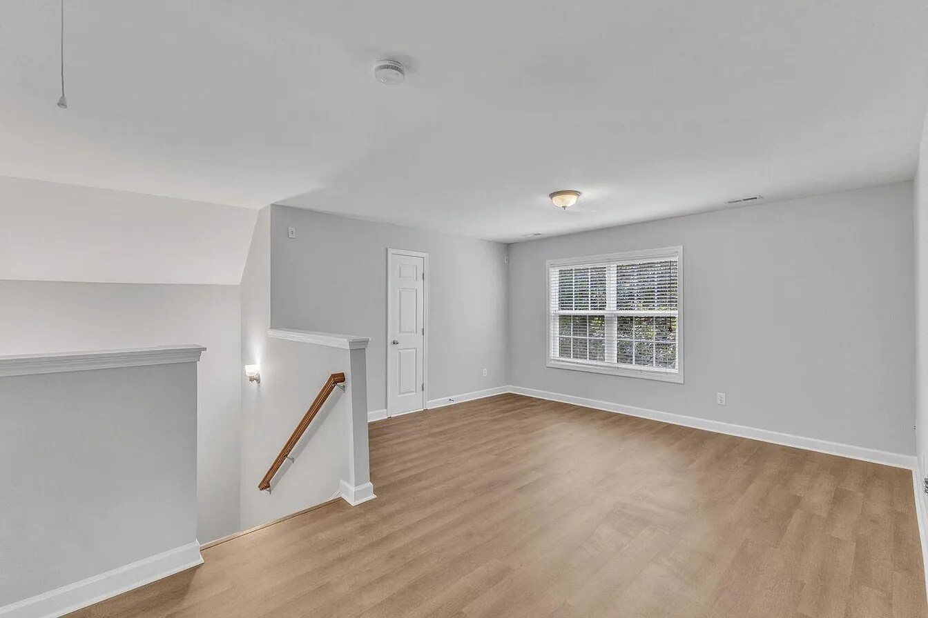 Building Photo - 9301 Perini Ct