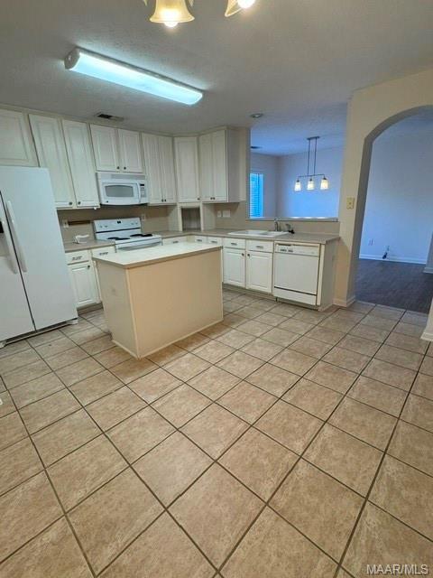 Building Photo - 4750 Harvest Way