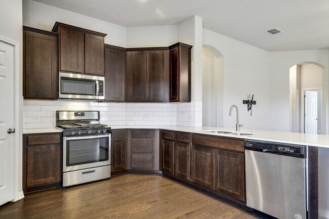 Building Photo - 1008 Goldilocks Ln., Manchaca, TX  78652