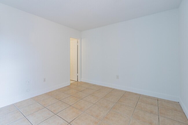 Building Photo - 9459 SW 76th St