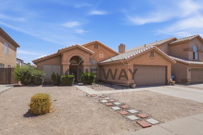 Building Photo - 4622 E Summerhaven Dr